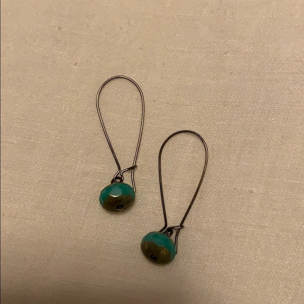 Dangly earrings with turquoise bead